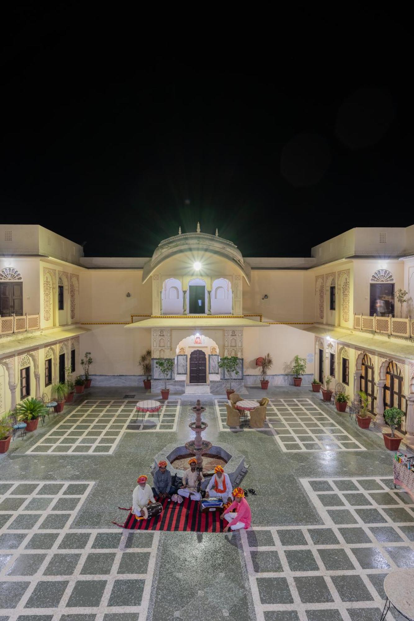 Dhulagarh Heritage Palace Hotel Near Jaipur Banskhoh Екстер'єр фото