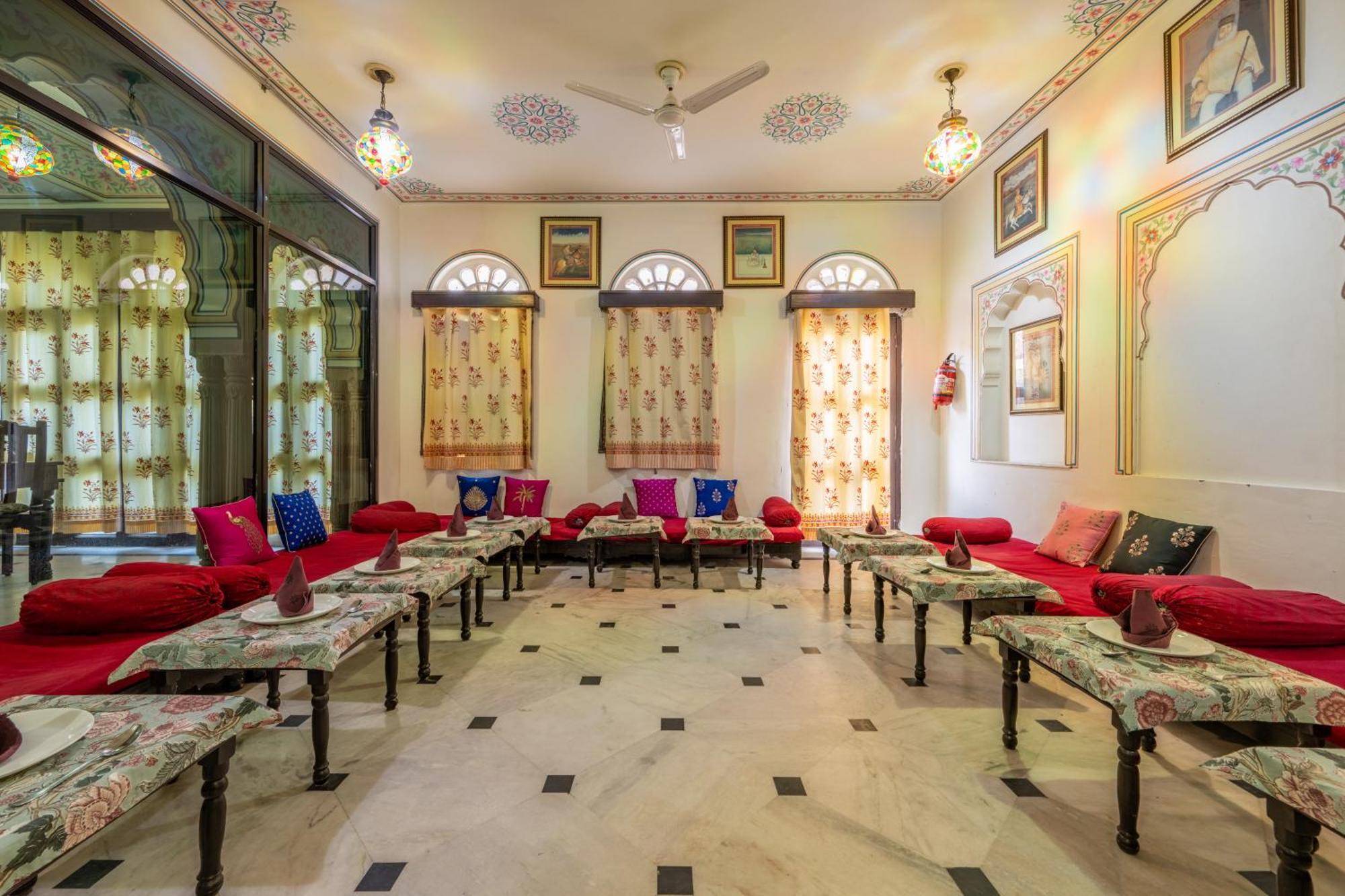 Dhulagarh Heritage Palace Hotel Near Jaipur Banskhoh Екстер'єр фото