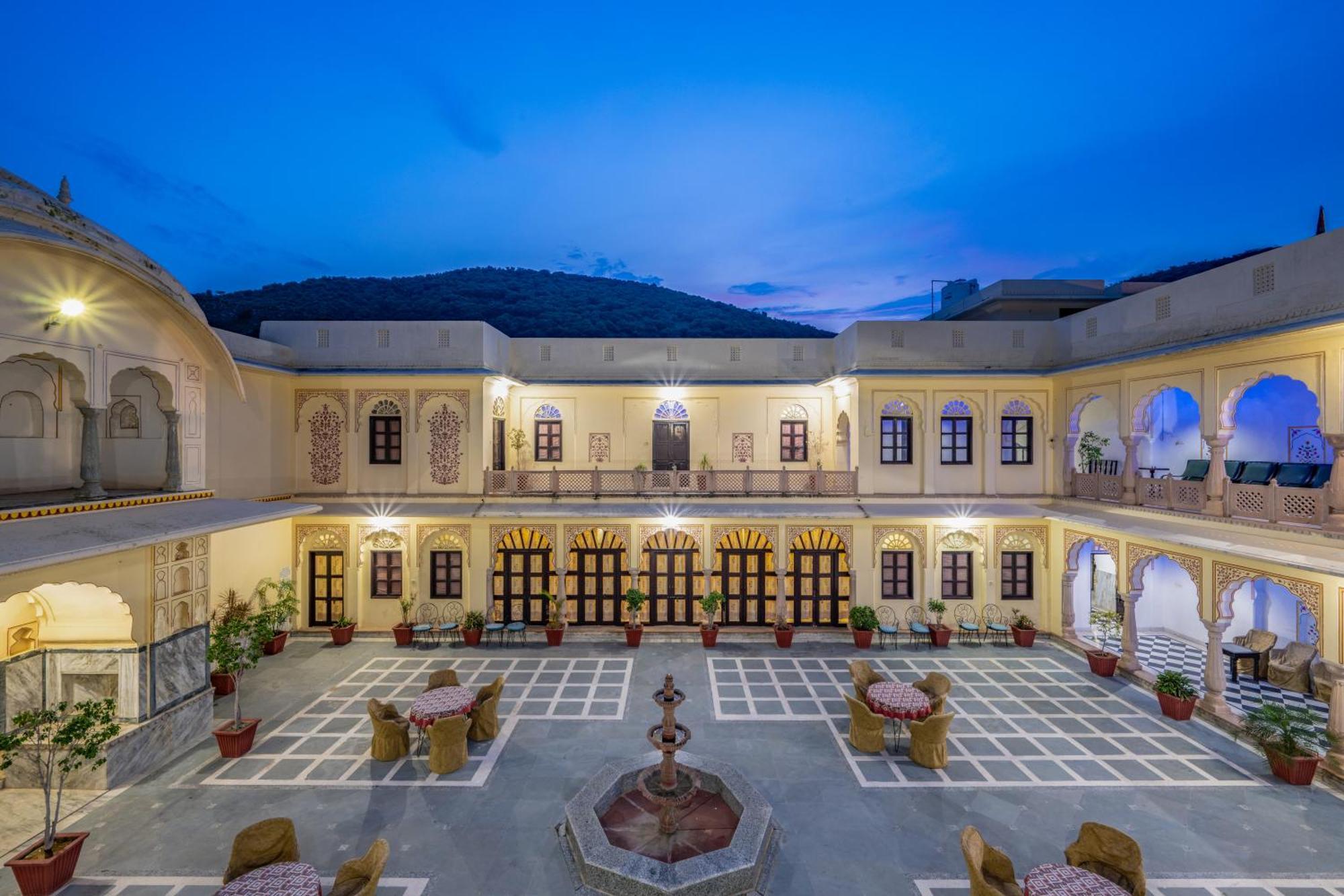 Dhulagarh Heritage Palace Hotel Near Jaipur Banskhoh Екстер'єр фото