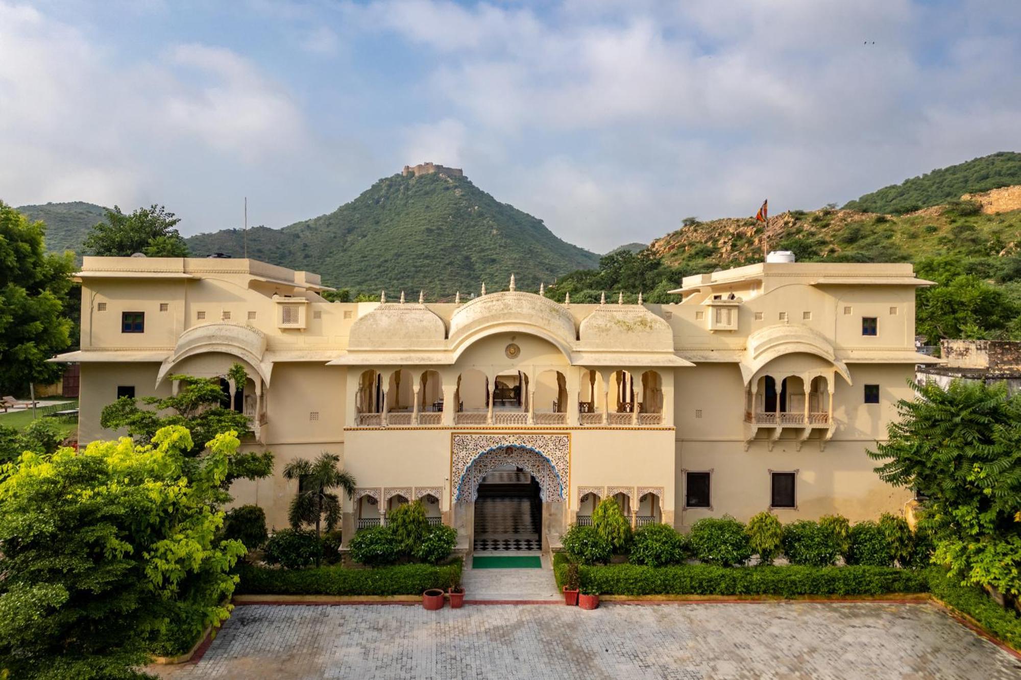 Dhulagarh Heritage Palace Hotel Near Jaipur Banskhoh Екстер'єр фото